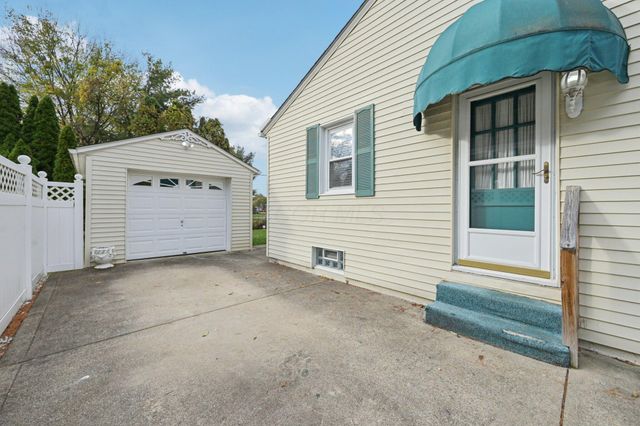 1649 Obetz Avenue, Obetz, OH 43207