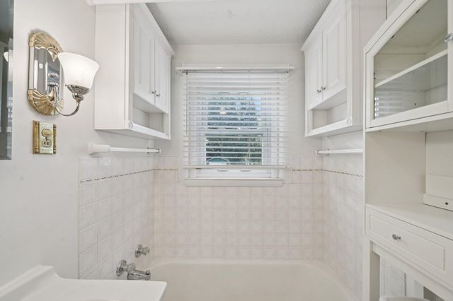 1649 Obetz Avenue, Obetz, OH 43207