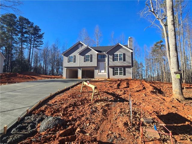 264 Canyon Point Drive, Demorest, GA 30535