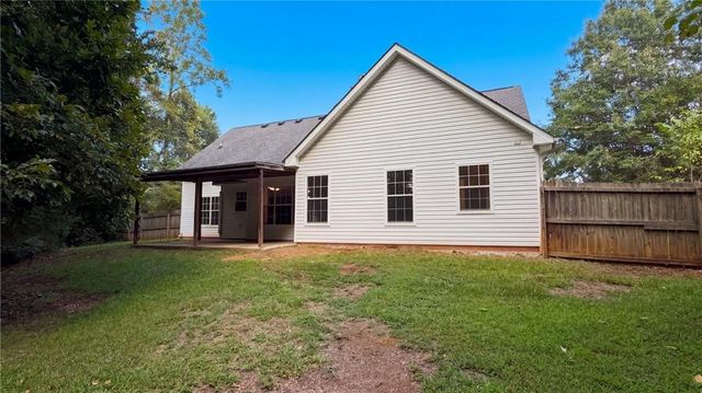 225 Berkshire Pass, Covington, GA 30016