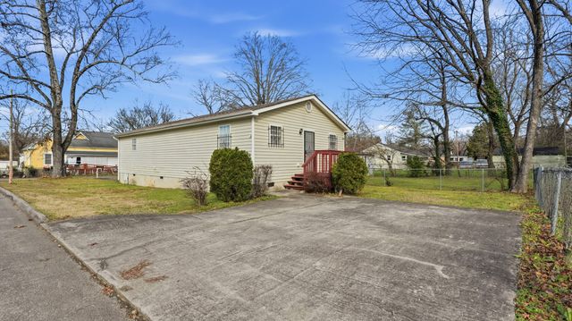 1700 Bradt Street, Chattanooga, TN 37406