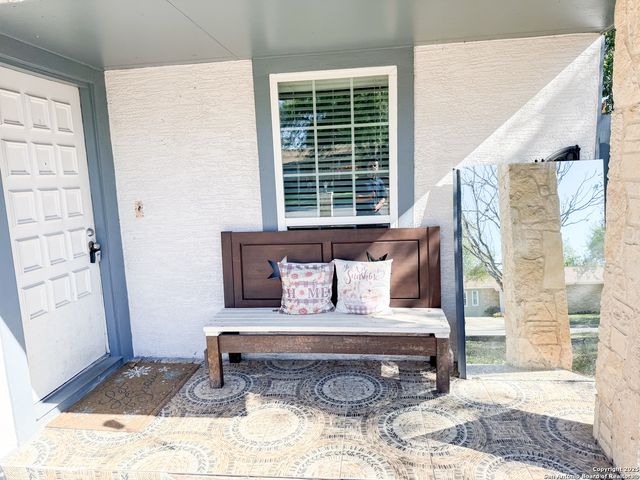 5850 Cliffmont, San Antonio, TX 78250