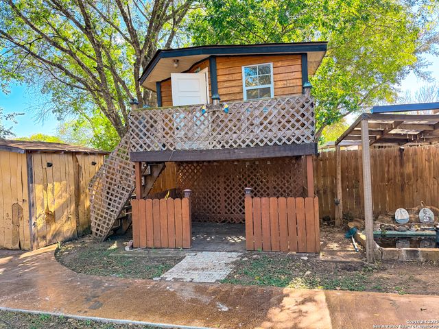 5850 Cliffmont, San Antonio, TX 78250
