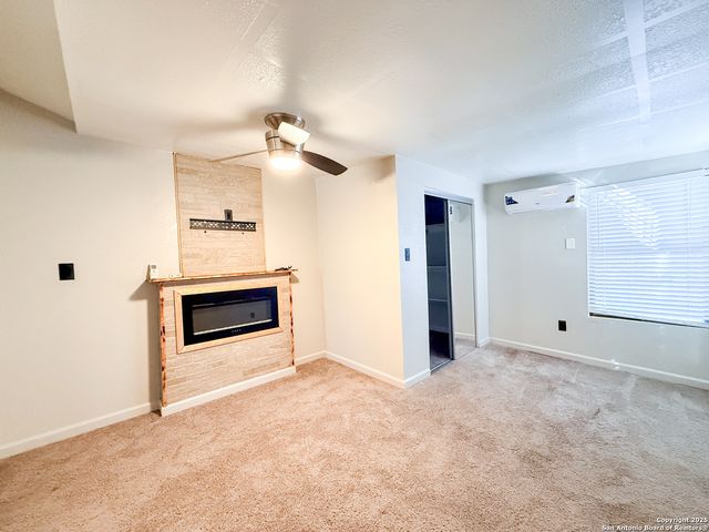 5850 Cliffmont, San Antonio, TX 78250