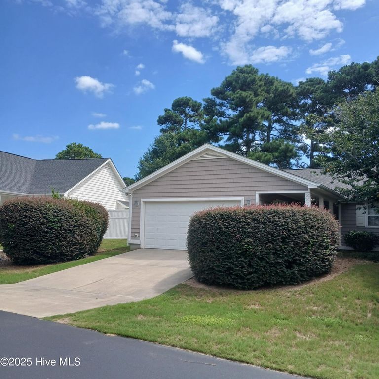 4999 Glen Cove Drive SE, Southport, NC 28461