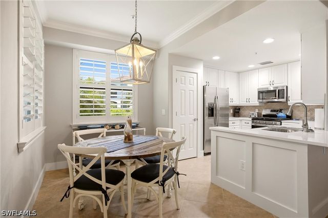 3163 Serena LN 1012, Naples, FL 34114