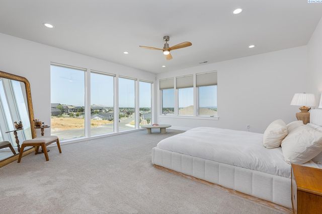 5249 S Quincy Place, Kennewick, WA 99337