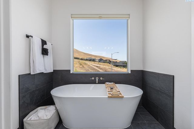 5249 S Quincy Place, Kennewick, WA 99337