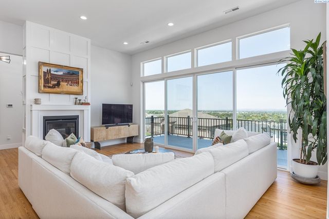 5249 S Quincy Place, Kennewick, WA 99337