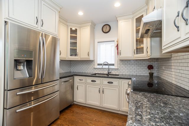 3728 N Oak Park Avenue, Chicago, IL 60634