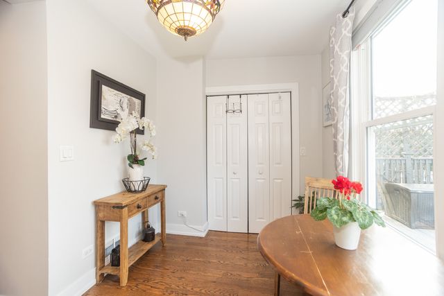 3728 N Oak Park Avenue, Chicago, IL 60634