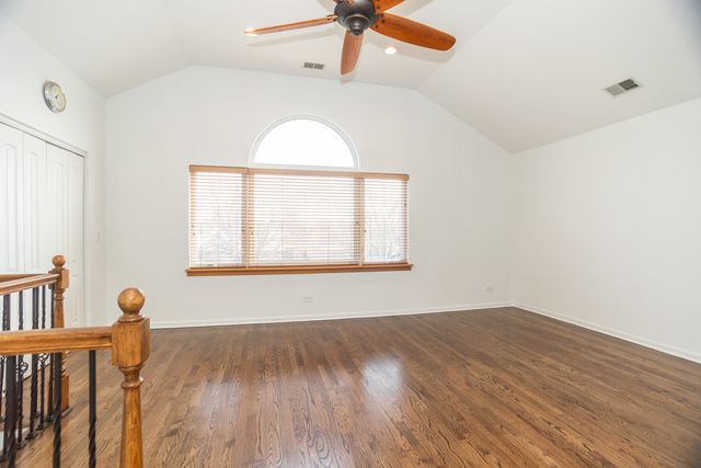 3728 N Oak Park Avenue, Chicago, IL 60634