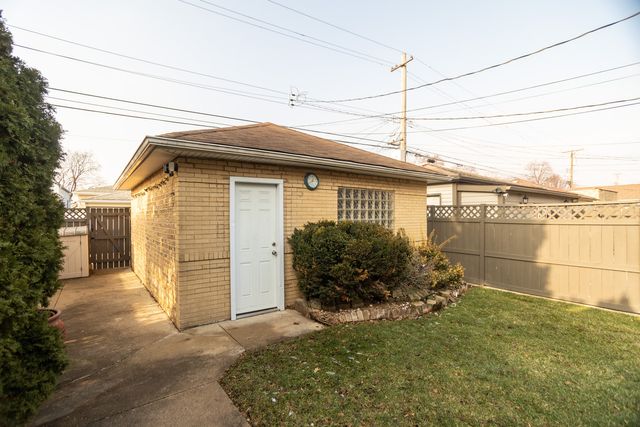 3728 N Oak Park Avenue, Chicago, IL 60634