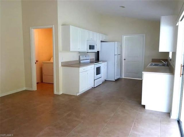 5546 Beck ST, Lehigh Acres, FL 33971