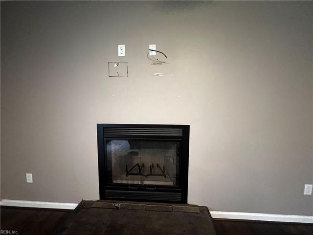 754 E Little Back River RD, Hampton, VA 23669