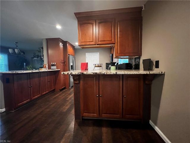 754 E Little Back River RD, Hampton, VA 23669