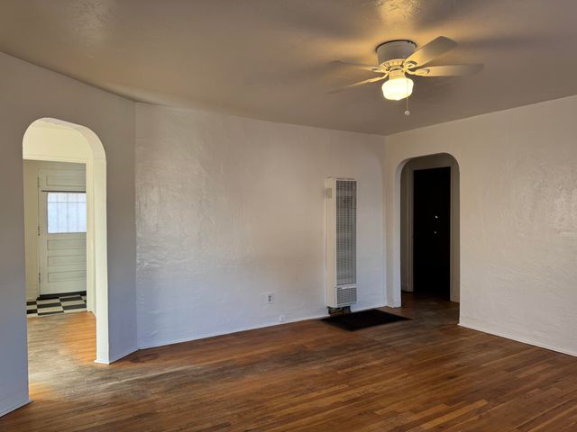 1039 Princeton Drive NE, Albuquerque, NM 87106