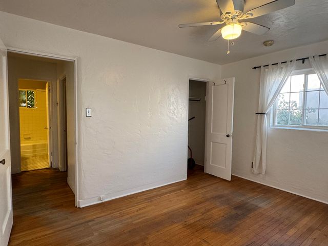 1039 Princeton Drive NE, Albuquerque, NM 87106