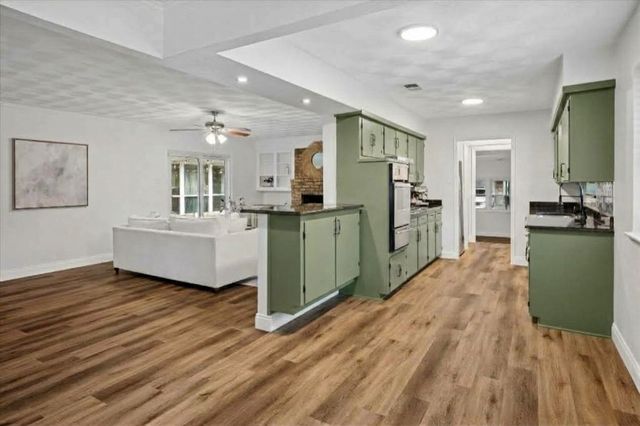 8426 Baumgarten Drive, Dallas, TX 75228