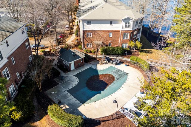 706 Northeast Drive, Davidson, NC 28036