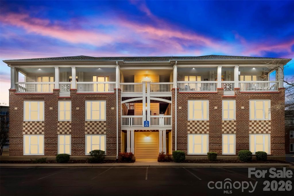 706 Northeast Drive, Davidson, NC 28036