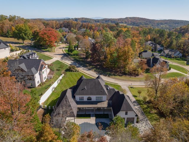 715 Pembridge Circle NW, Cleveland, TN 37312