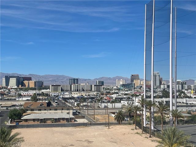 227 West Saint Louis Avenue, Las Vegas, NV 89102