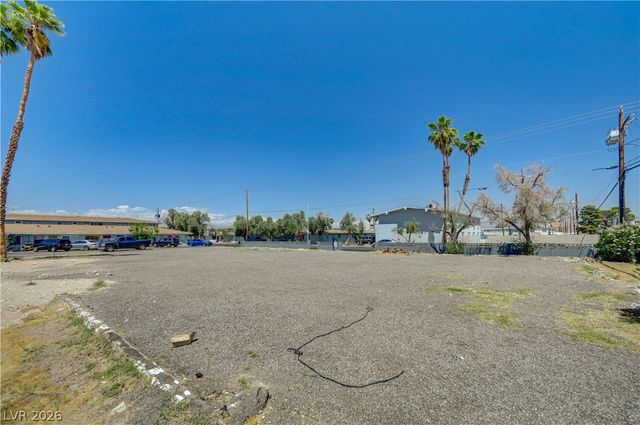 227 West Saint Louis Avenue, Las Vegas, NV 89102