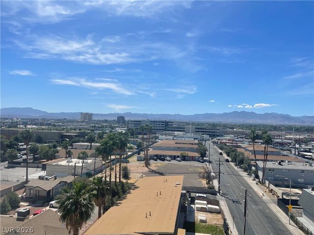 227 West Saint Louis Avenue, Las Vegas, NV 89102