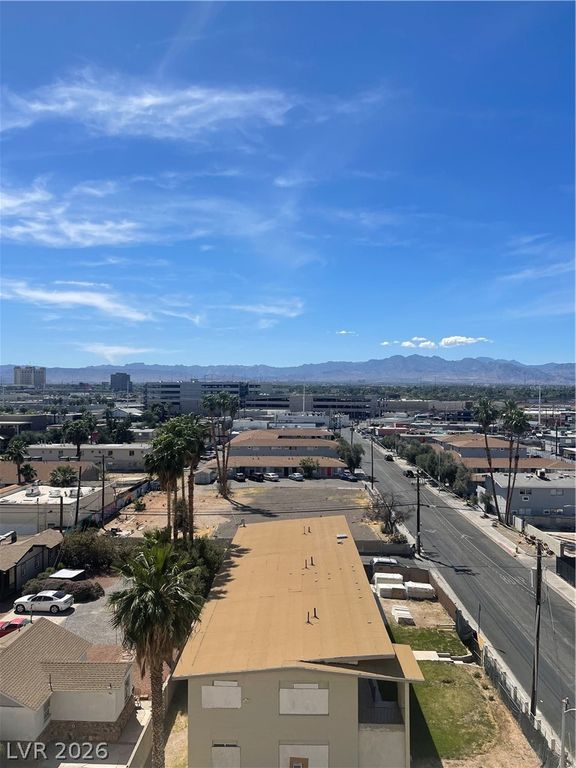 227 West Saint Louis Avenue, Las Vegas, NV 89102