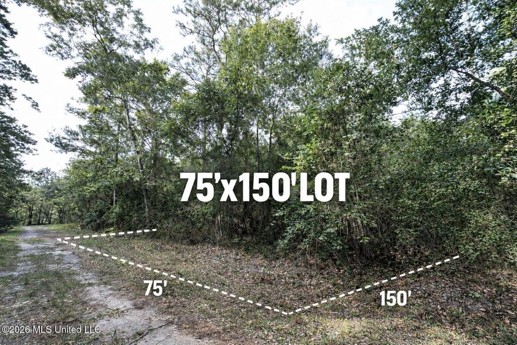 Bay Street, Ocean Springs, MS 39564