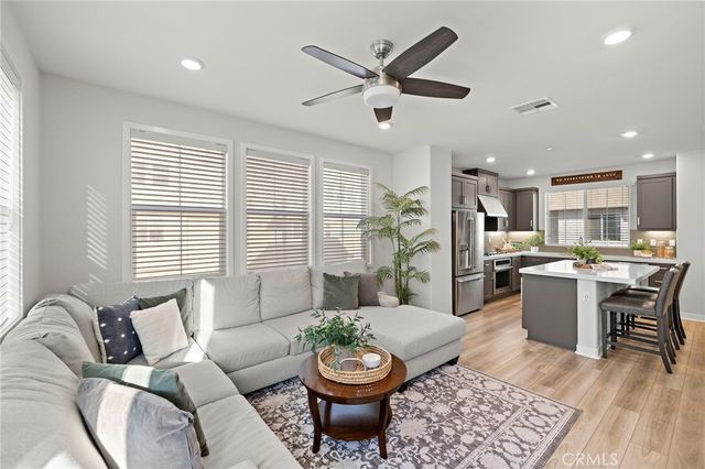 12 Jubilee, Rancho Mission Viejo, CA 92694
