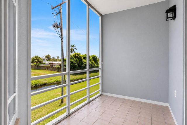 10000 Meridian Way N 15, Palm Beach Gardens, FL 33410