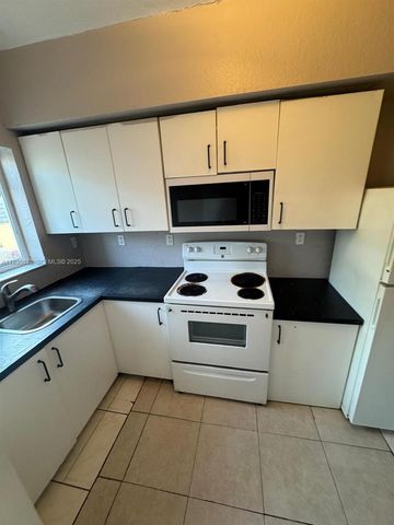 8407 NW 5th Ave 8407, Miami, FL 33150