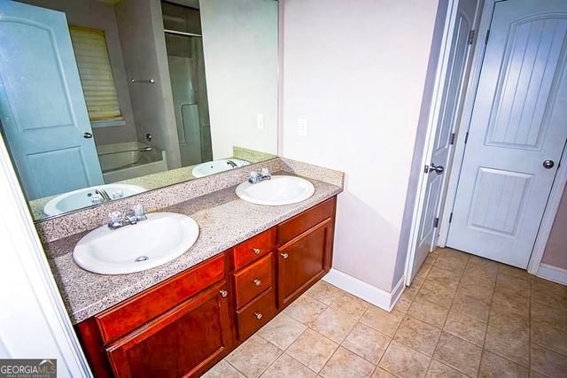 6940 W Fayetteville Road, Riverdale, GA 30296