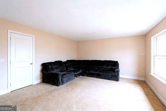 6940 W Fayetteville Road, Riverdale, GA 30296