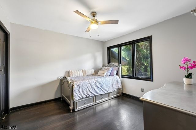 19 Cedarwood, Woodland Park, NJ 07424