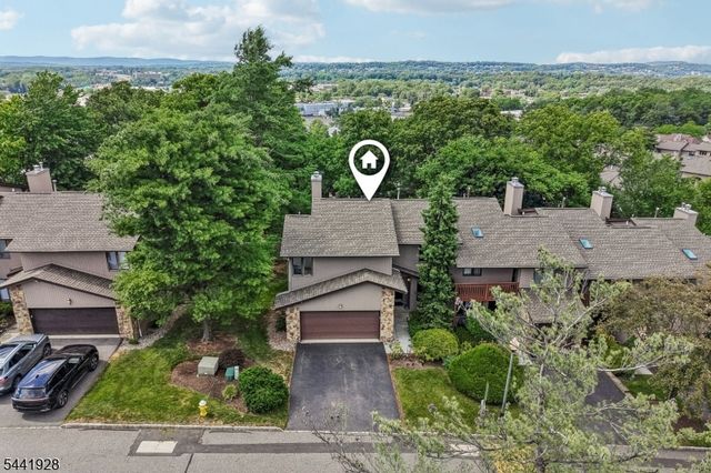 19 Cedarwood, Woodland Park, NJ 07424