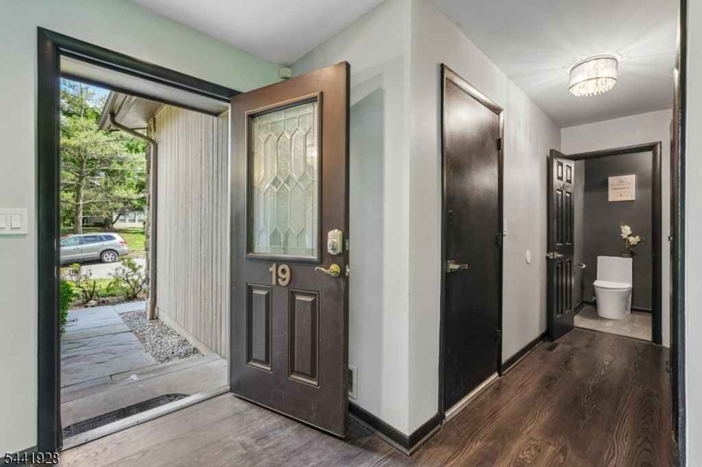 19 Cedarwood, Woodland Park, NJ 07424 — photo 4
