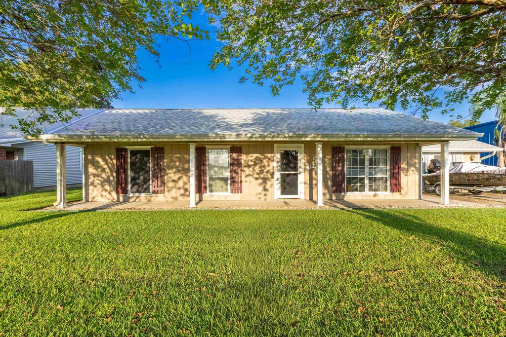 5221 Highway 1, Raceland, LA 70394