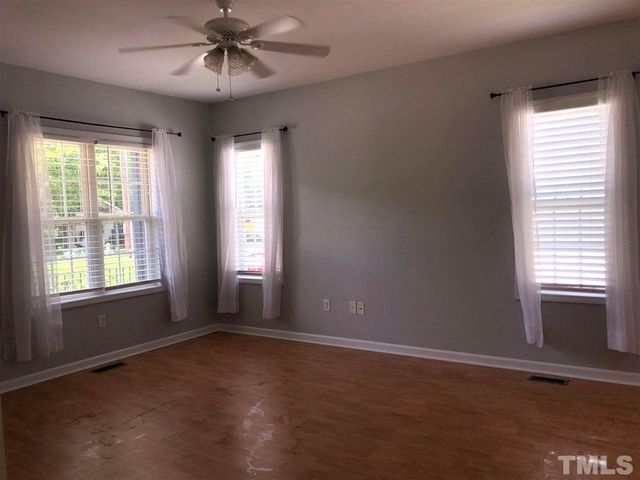 220 Marsh Avenue, Raleigh, NC 27606