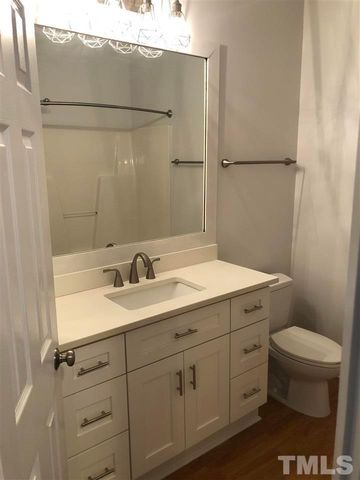 220 Marsh Avenue, Raleigh, NC 27606