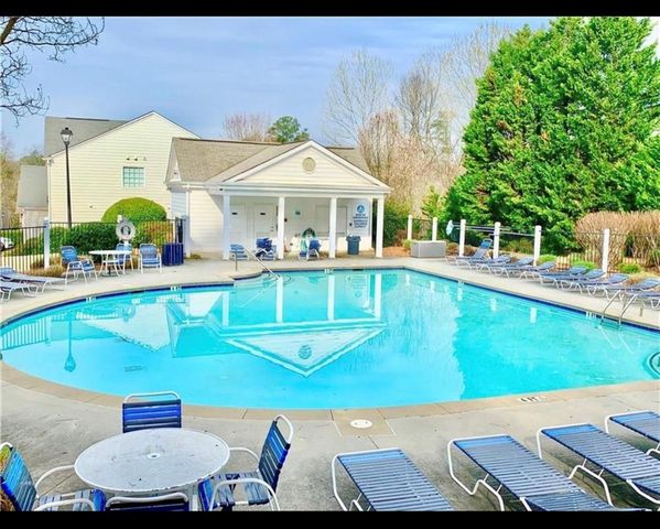 2535 Alvecot Circle, Atlanta, GA 30339