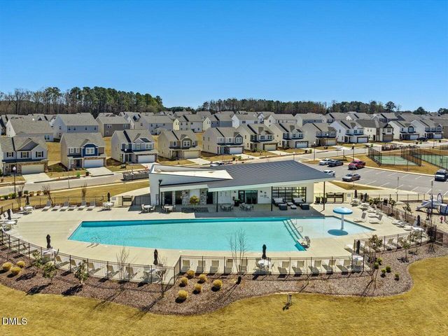 1336 Sidney Creek Drive, Zebulon, NC 27597