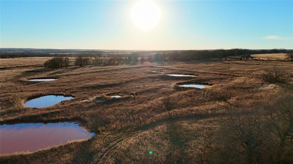 Image 1 of property listing at 15 3360 Road, Mcloud, OK 74851