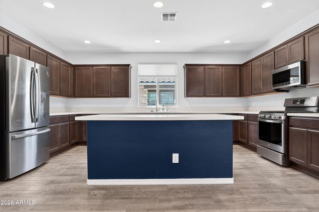 25256 N 142ND Drive, Surprise, AZ 85387