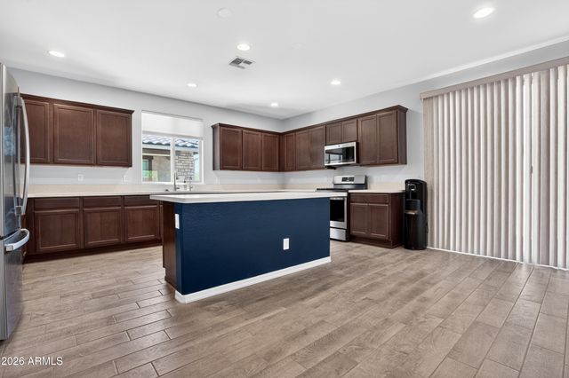 25256 N 142ND Drive, Surprise, AZ 85387
