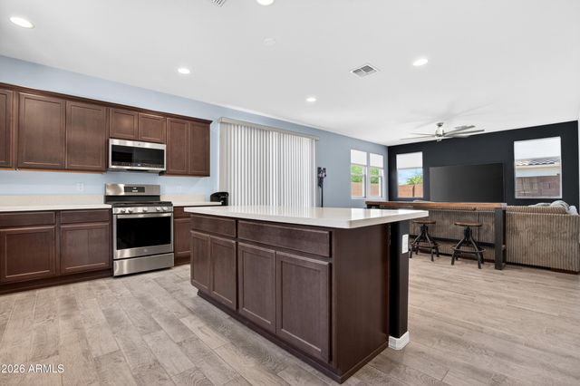 25256 N 142ND Drive, Surprise, AZ 85387