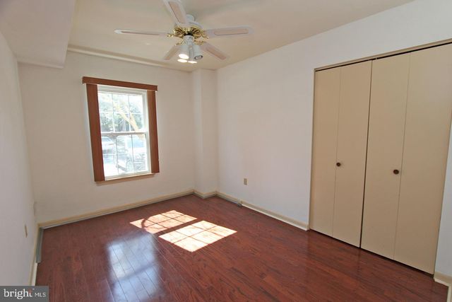 185 VALLEY STREAM CIR, Chesterbrook, PA 19087