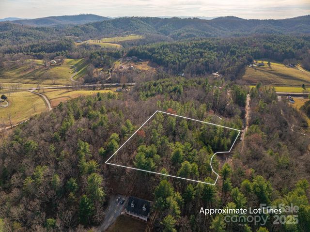 3129 Mountain Laurel Drive, Lenoir, NC 28645